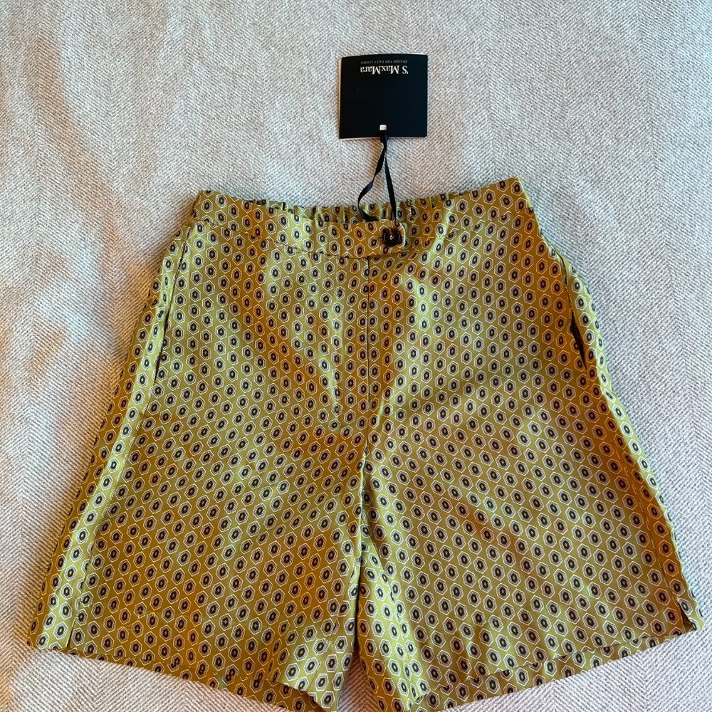 NEW MAX MARA  Bermuda Shorts In Green In Yellow, silk, size US 4, mex 26